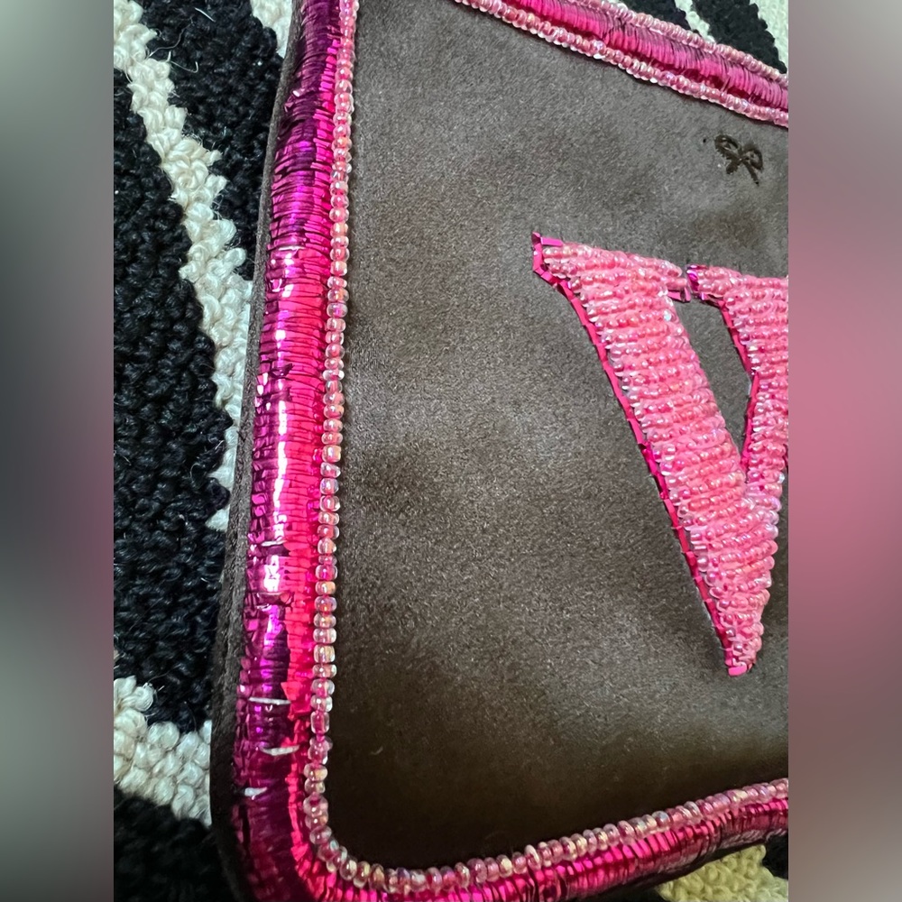ANYA HINDMARCH small silk zip purse/ pouch with metallic threading and beadwork - Picture 5 of 7